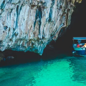 Escursione in barca a Ortigia e alle Grotte Marine